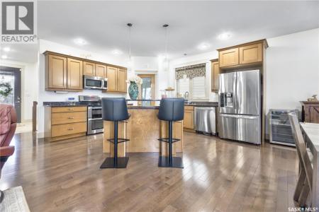 2966 LAKEVIEW DRIVE, Prince Albert, Saskatchewan S6W 0A4, Kanada