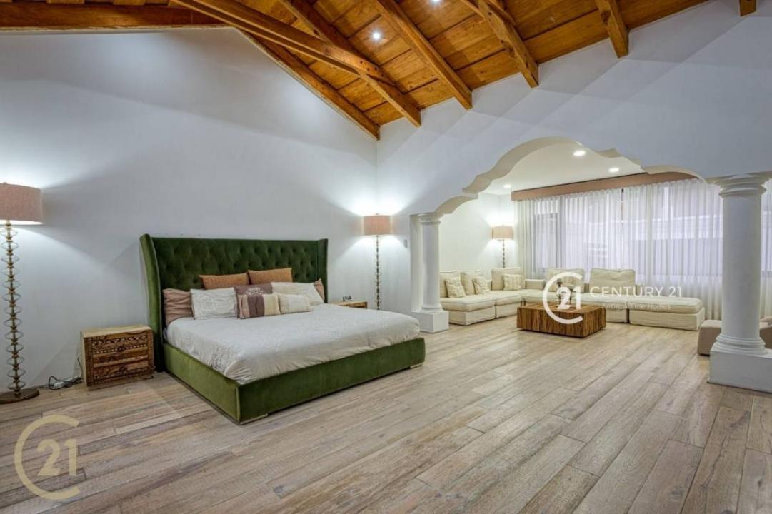 Hacienda del Comendador , San Miguel Dueñas, Sacatepéquez 00001, Guatemala