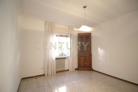 Via E. Caviglia, Rho, Lombardia 20017, 意大利