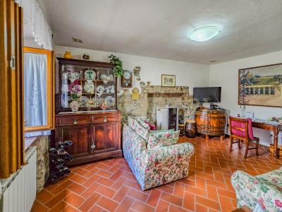 Via Monte Rosa, Semproniano, Toscana 58055, Italia