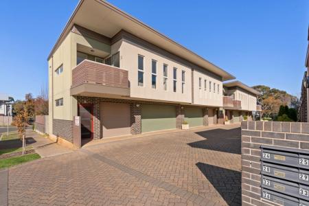 32/2 Eucalyptus Avenue, Noarlunga Centre, SA 5168, Australia