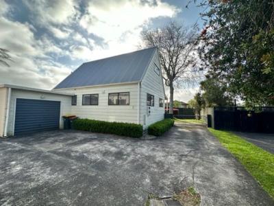 2/40 Mirrabooka Avenue, Botany Downs, Auckland 2010, New Zealand