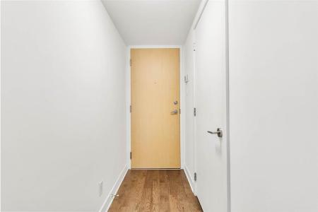 101  Rue Peel, Montréal (Le Sud-Ouest), Quebec H3C 0Y1, Canadá