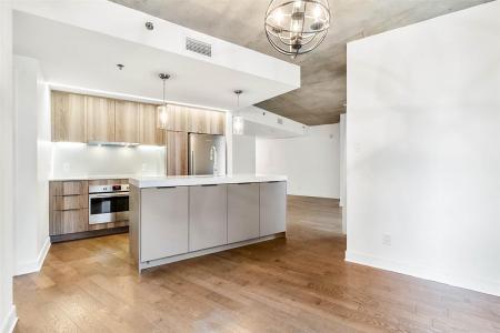 101  Rue Peel, Montréal (Le Sud-Ouest), Quebec H3C 0Y1, Canadá