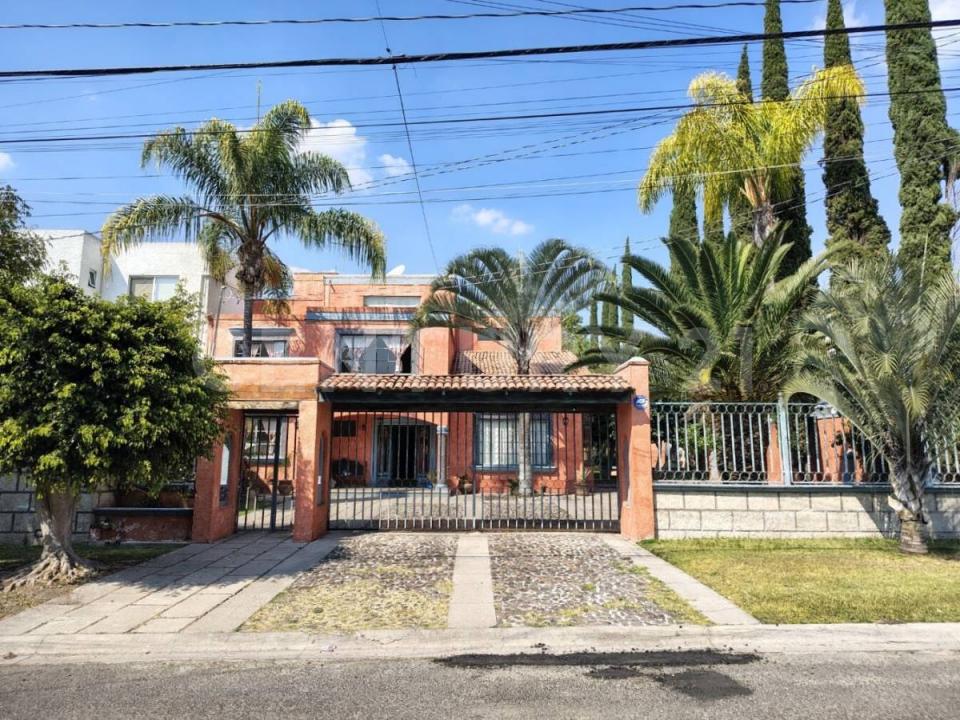 Avenida Santa Catarina ,, Querétaro, Querétaro 76226, Messico