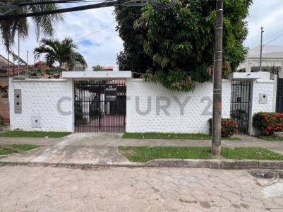 Calle Flamboyanes No. 107 , Equipetrol, Santa Cruz 0000, בוליביה