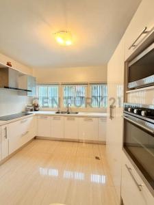 principal PUERTO AVENTURA PB, Lechería, Anzoategui 6016, 委內瑞拉