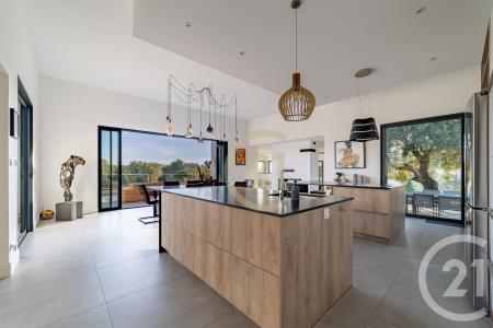 Uzes, Languedoc-Roussillon 30700, Francia