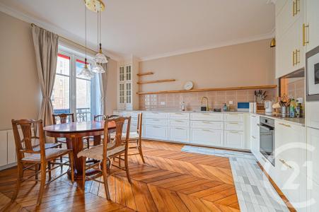 Paris, Ilha De França 75016, França