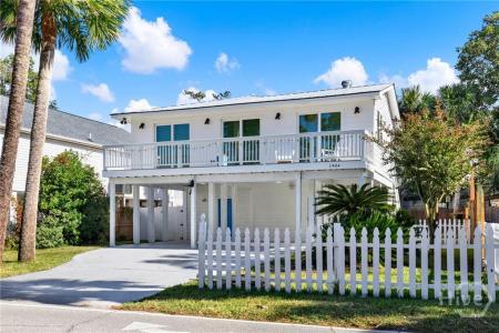 1404 JONES AVE, Tybee Island, גאורגיה 31328, ארצות הברית של אמריקה