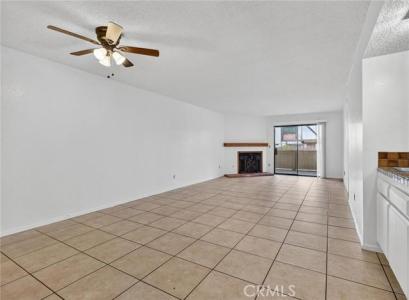 1419 W 179th 9, Gardena, Califórnia 90248, Estados Unidos