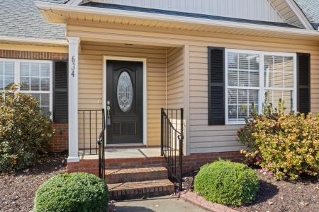 634 Secretariat Drive, Boiling Springs, South Carolina 29316