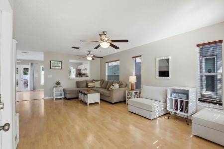 9435 Bud Wood Street, Gotha, Florida 34734, USA