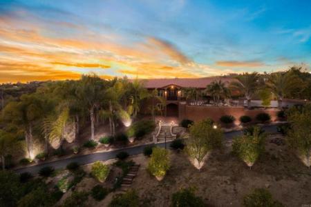 2440 Los Alisos, Fallbrook, California 92028, Stati Uniti