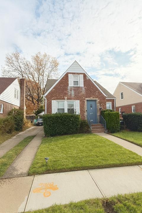 18906 121st Avenue, Saint Albans, Nueva York 11412, Estados Unidos