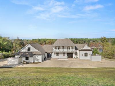 220 Cypress Village Drive, Many, Louisiana 71449