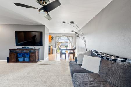 3915 Gallatin Avenue, Spearfish, 사우스 다코타 57783, 미국