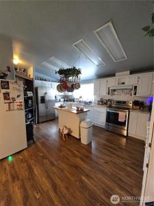 1466 Ferrier Road, Winlock, Washington 98596