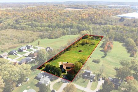 484 Tollview Dr, Shepherdsville, קנטאקי 40165, ארצות הברית של אמריקה 