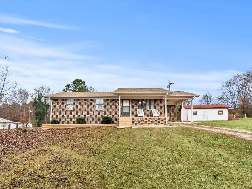 735 County Road 422, Henagar, Alabama 35978