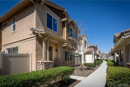 687 S Mandarin Lane, Rialto, 캘리포니아 92376, 미국