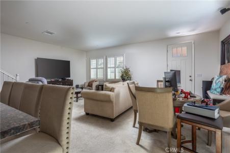 687 S Mandarin Lane, Rialto, 캘리포니아 92376, 미국