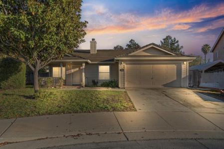 2199 Raleigh Circle, Hollister, California 95023, USA