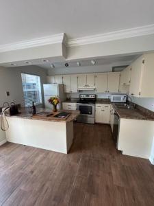 912 Sandtree Drive W #912, Palm Beach Gardens, فلوريدا 33403, الولايات المتحدة