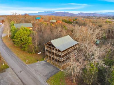 2022 Oakmont Dr, Sevierville, Tennessee 37876-3406, USA
