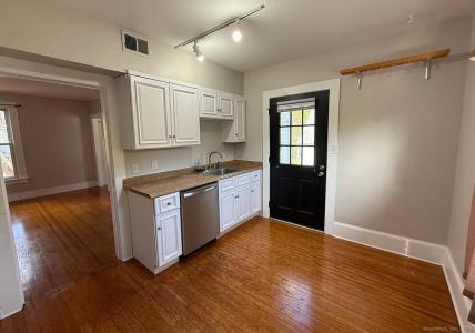 1752 Farmington Avenue 3, Farmington, קונטיקט 06085, ארצות הברית של אמריקה