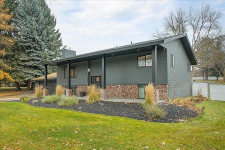 513 E SILVER PINES Ct, Colbert, Washington 99005, Estados Unidos