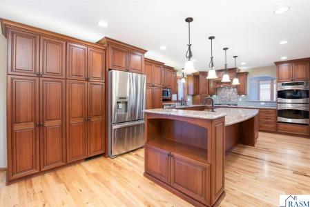 10 Cardinal Court, North Mankato, Minnesota 56003, USA