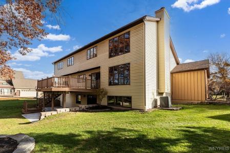 18 Islewoods, Grand Island, New York 14072