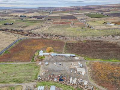 14306 W Acord Road, Benton City, Washington 99320, USA