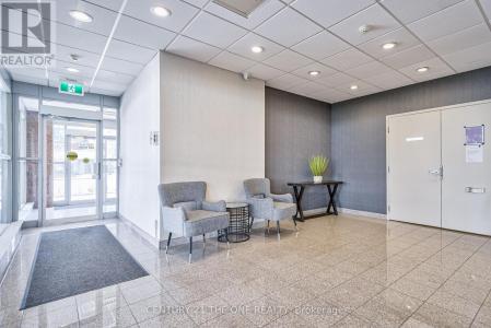 5940 YONGE STREET, Toronto (newtonbrook West), אונטריו M2M 3V9, קנדה