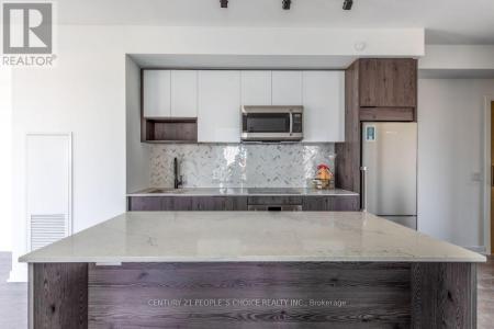 5 DEFRIES STREET, Toronto (regent Park), Ontario M5A 0W7, Canada