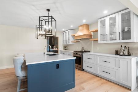 2270 LIONS RIDGE ROAD, Celista, Colombie-Britannique V0E 1M6, Canada