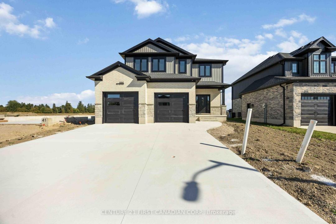 7 DOERR COURT, North Middlesex, Ontario N0M 1A0, Canada