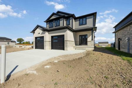 7 DOERR COURT, North Middlesex, Ontario N0M 1A0, Canada