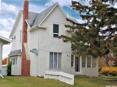 411 1ST STREET W, Wilkie, Saskatchewan S0K 4W0, Canada
