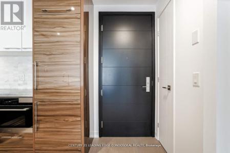 488 UNIVERSITY AVENUE, Toronto (university), Ontario M5G 0C1, Canada