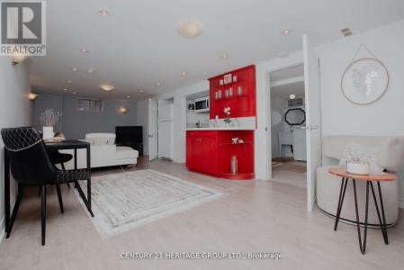 16 LISBURN CRESCENT, Toronto (don Valley Village), أونتاريو M2J 2Z5, كندا 