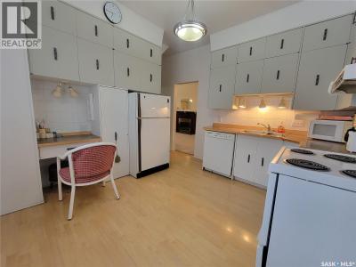 411 1ST STREET W, Wilkie, Саскачеван S0K 4W0, Канада