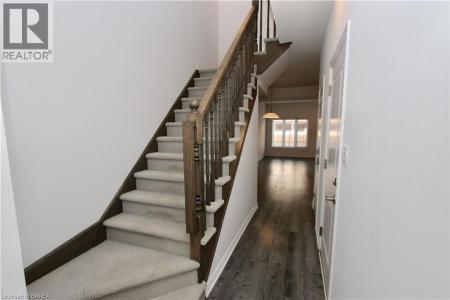 60 JUNE CALLWOOD WAY, Brantford, 온타리오주 N3T 0T1, 캐나다