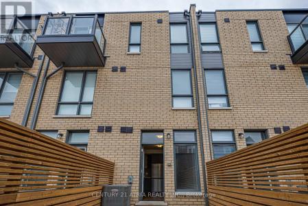 28 TURTLE ISLAND ROAD, Toronto (englemount-lawrence), Ontario M6A 2M5, Kanada