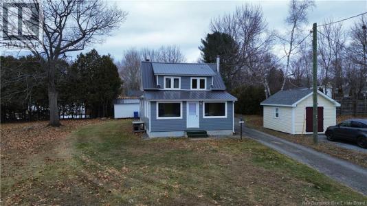 160 ELM STREET, Woodstock, New Brunswick E7M 1R9, Canada