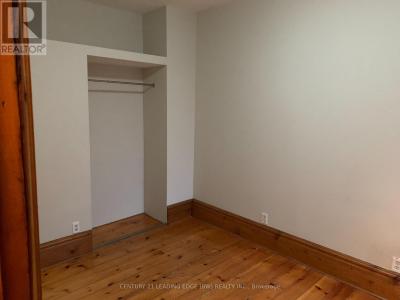 339 LIPPINCOTT STREET, Toronto (university), Ontario M5S 2P6, Canada