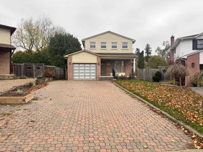 13 SPRING STREET, Whitchurch-Stouffville-, Ontario L4A 7X1, Canada