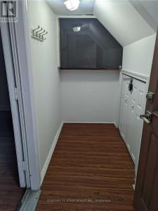 2541 TRIDENT AVENUE, Mississauga (cooksville), Ontario L5B 2L3, Canadá