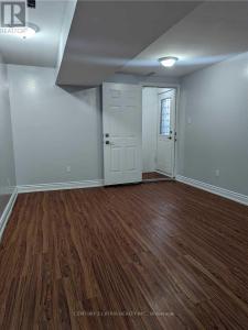 2541 TRIDENT AVENUE, Mississauga (cooksville), Ontario L5B 2L3, Canadá